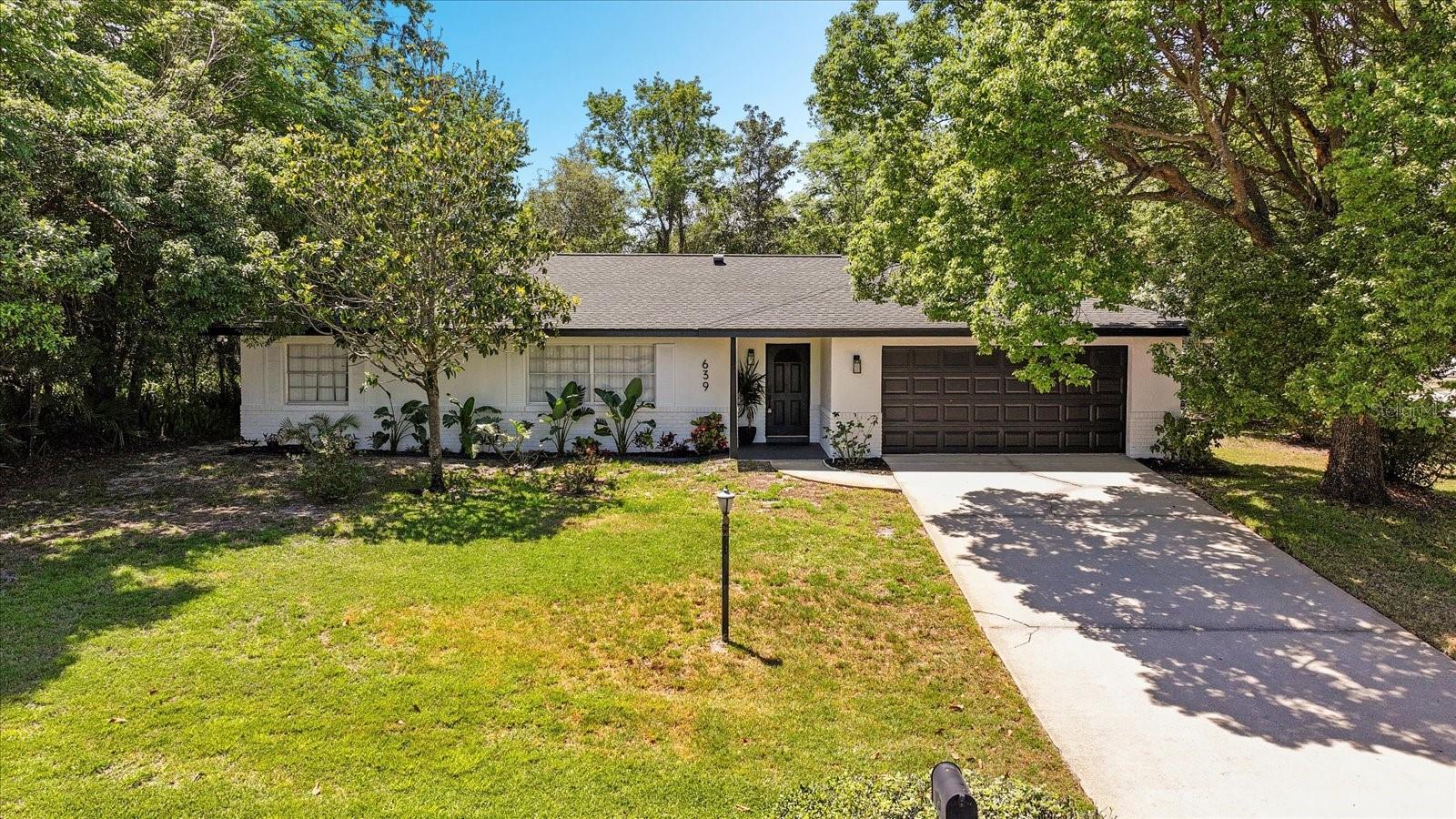 639 Elwood St Property Photo