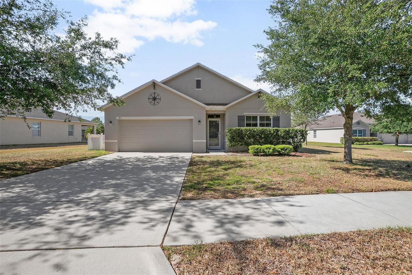 811 Grand Park Ct Property Photo
