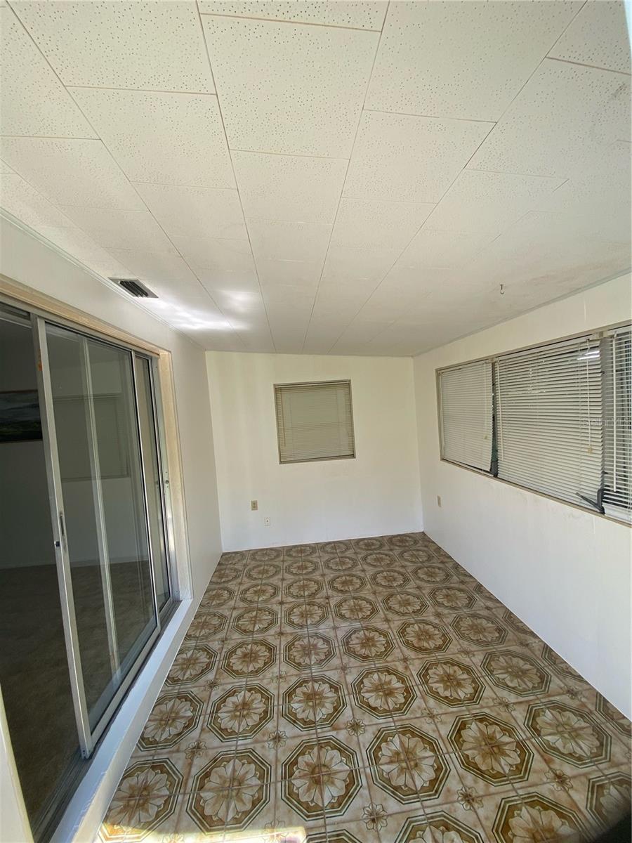 3 Fairway Ct Property Photo 21