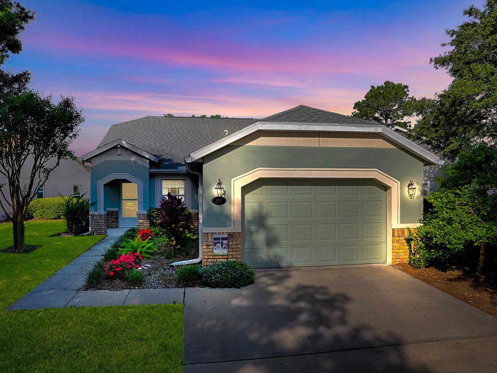 307 Stonington Way Property Photo