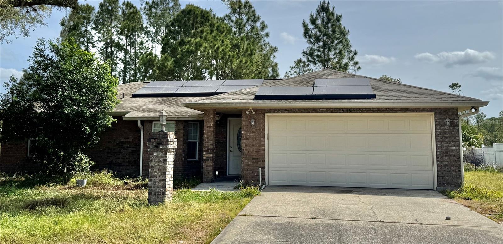 1649 Courtland Blvd Property Photo