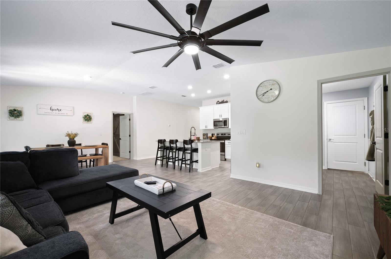 2518 Hoptree Ln Property Photo 14