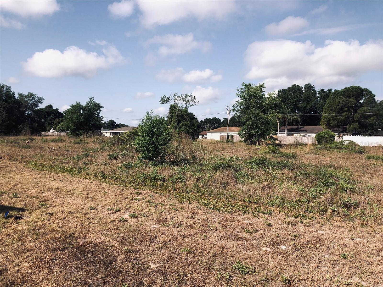 695 &7 01 Howland Blvd Property Photo