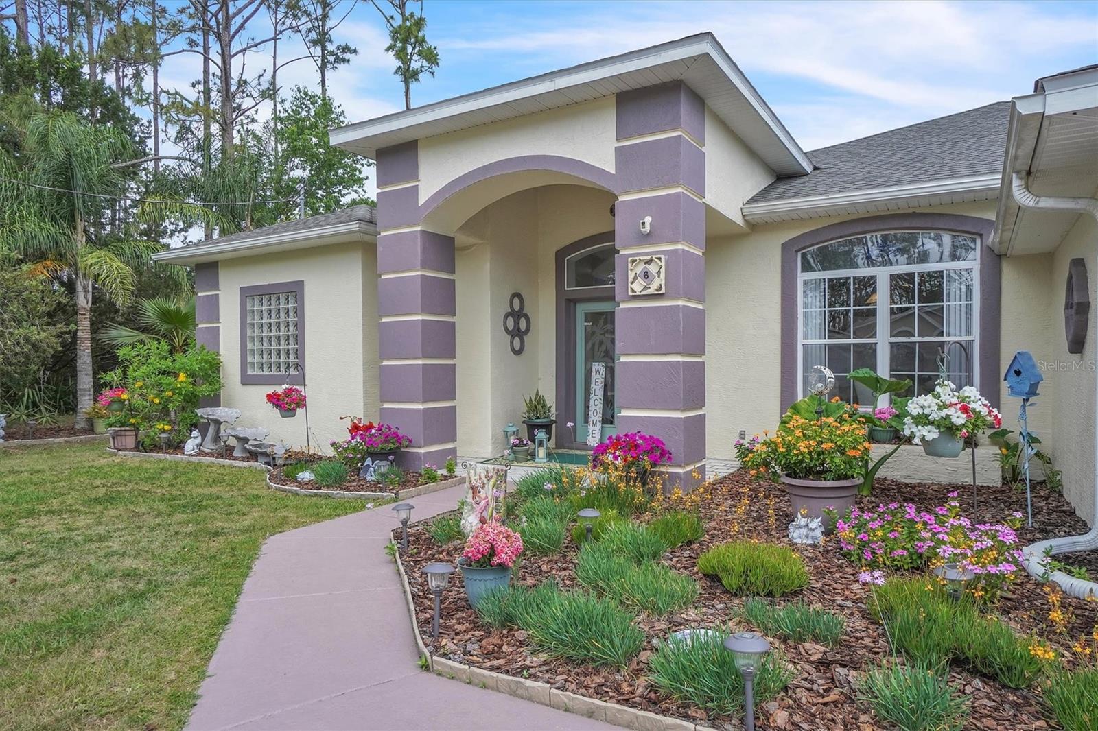6 Seoane Ct Property Photo