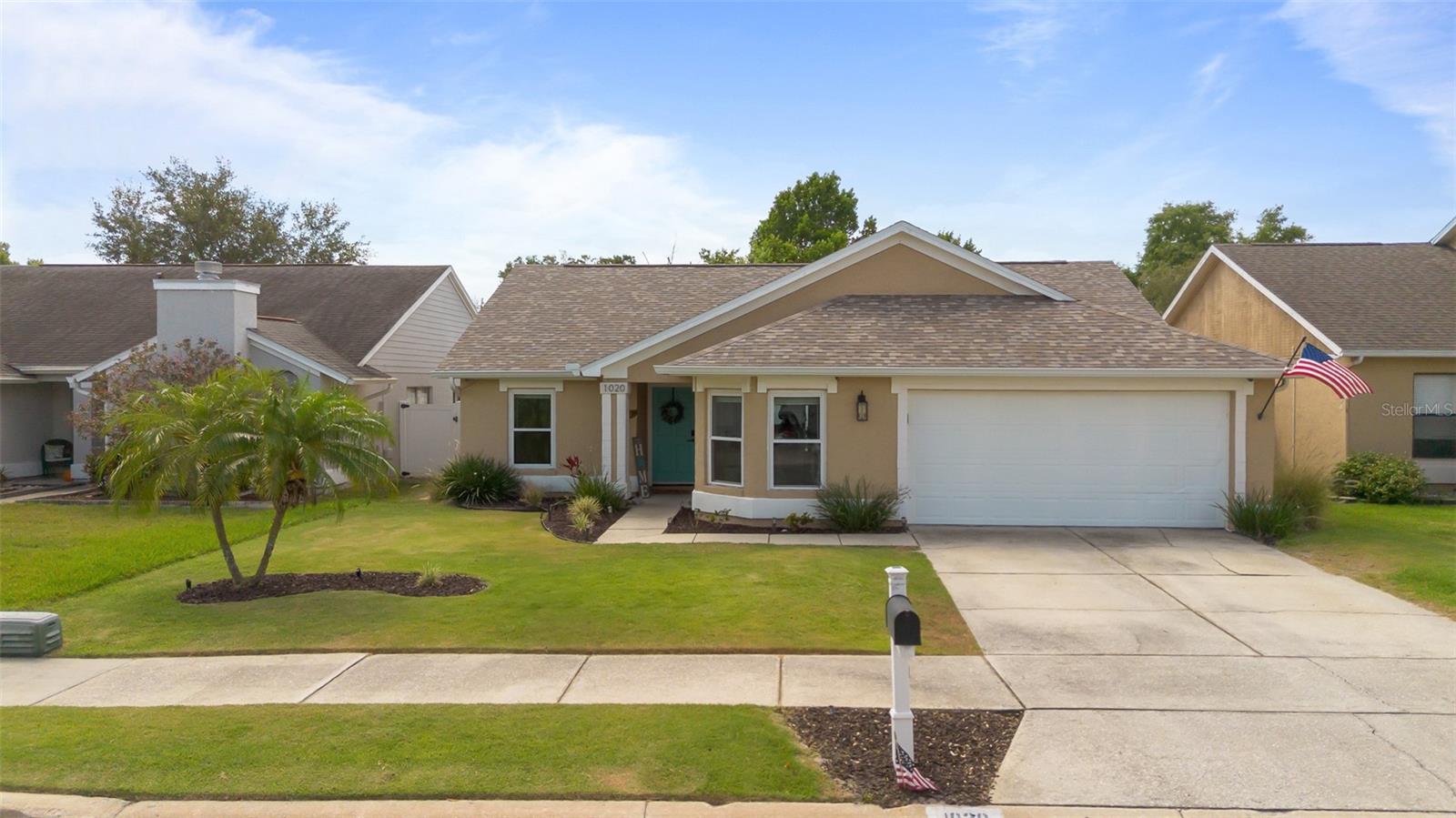1020 Hornbeam St Property Photo