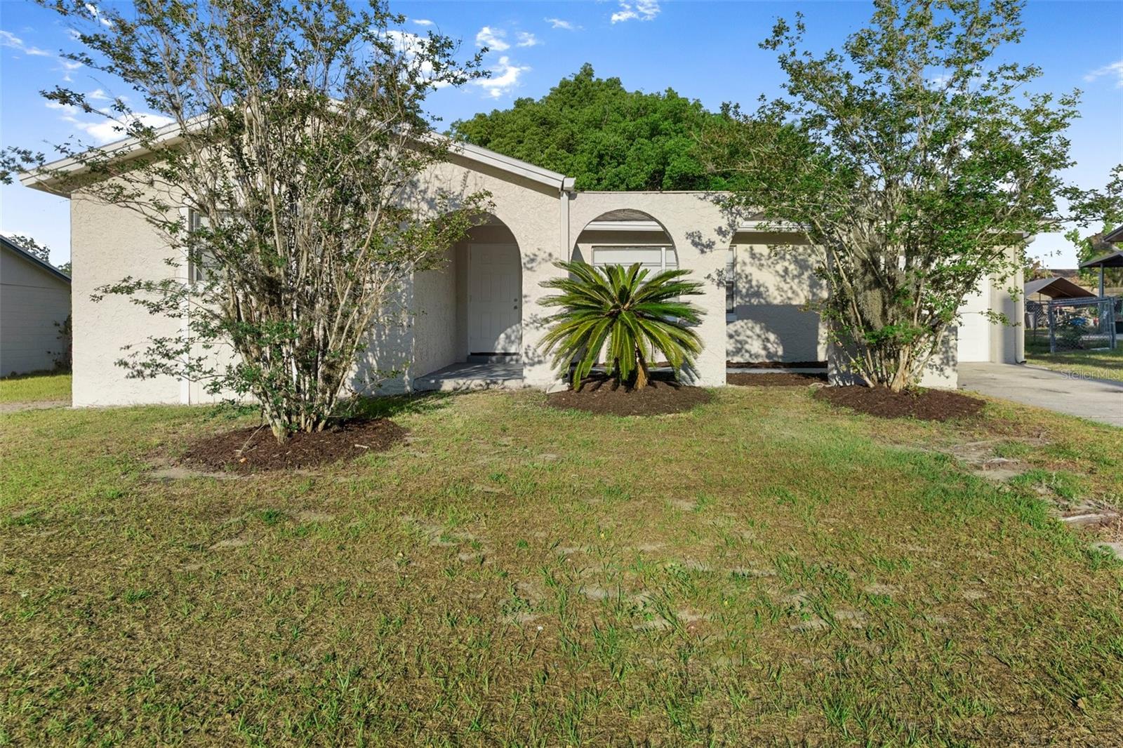 541 Northwestern Ave Property Photo