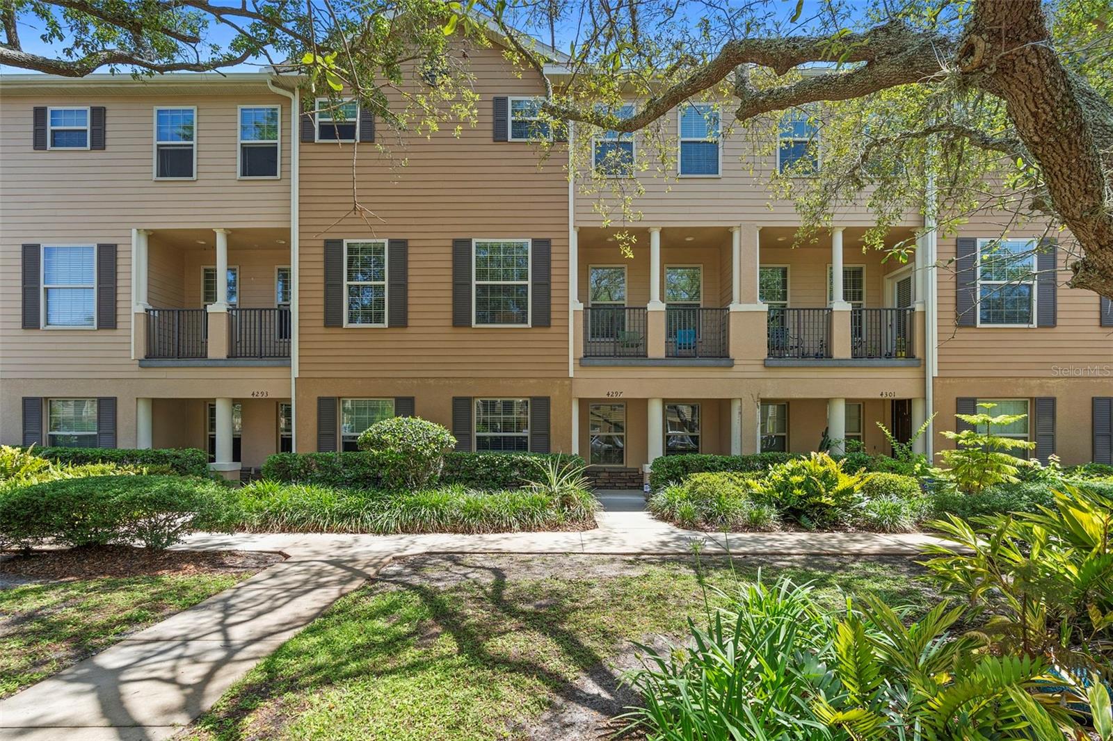 4297 Regal Town Ln Property Photo