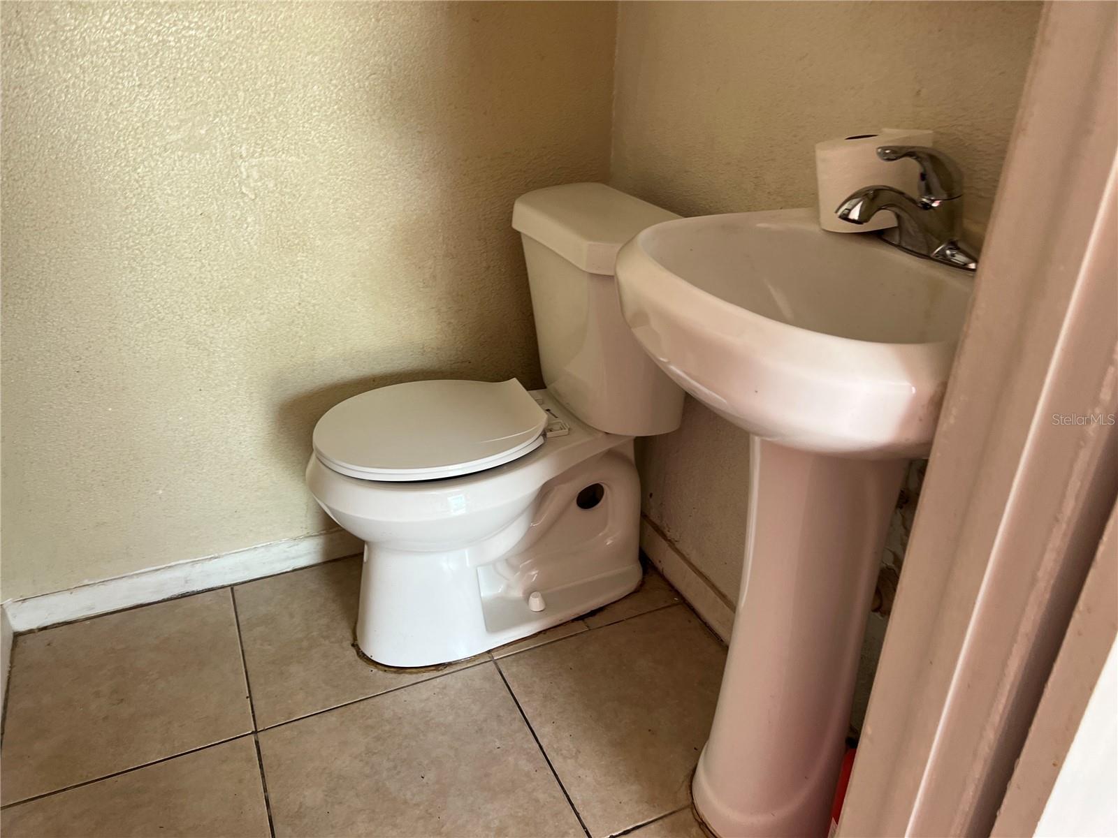 1024 Tucker Ave Property Photo 3