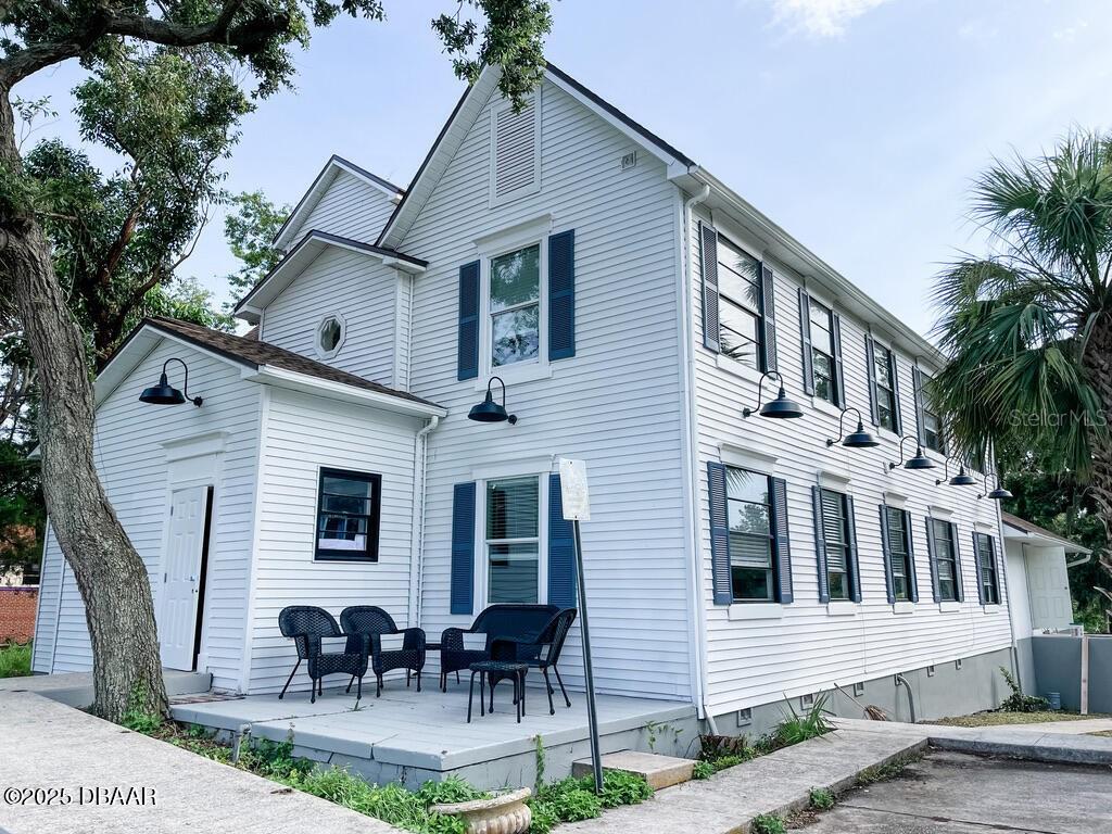 404 S Ridgewood Ave Property Photo 19