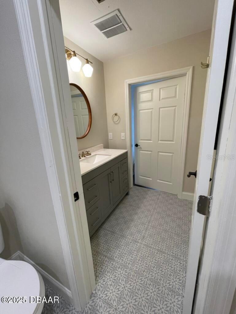 404 S Ridgewood Ave Property Photo 21