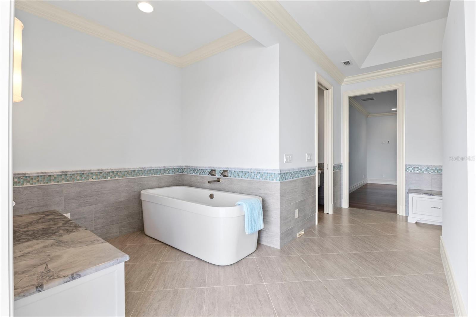 2275 Genesea Ln Property Photo 31