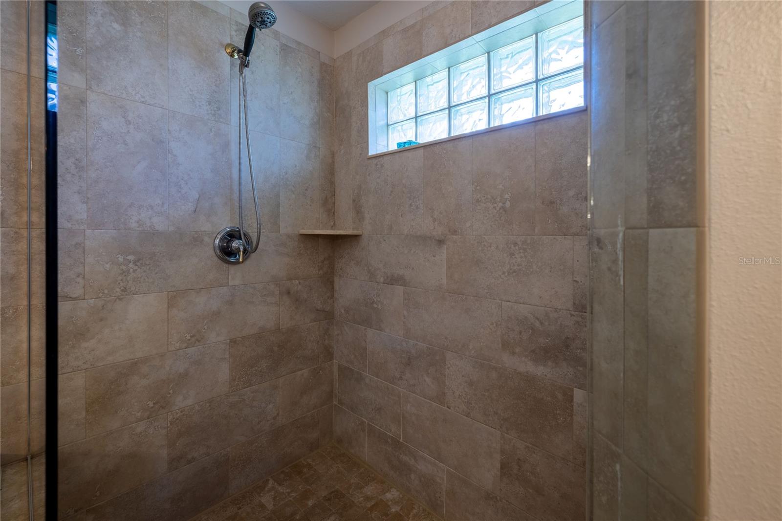 19232 Park Place Blvd Property Photo 20