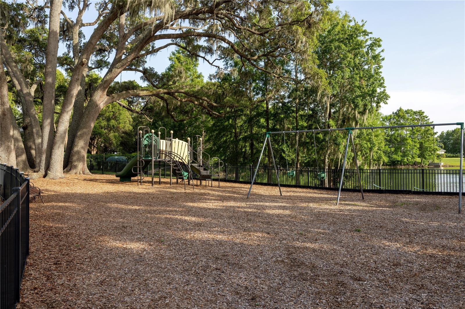 19232 Park Place Blvd Property Photo 37