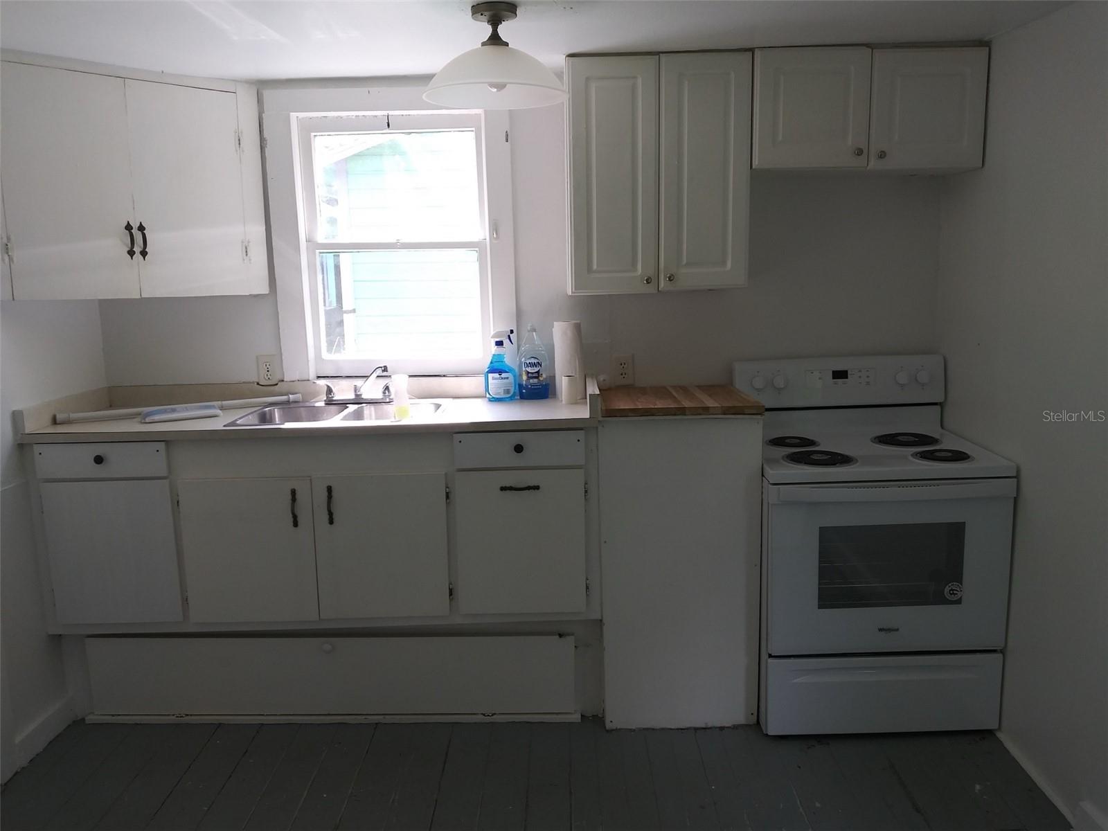 1 Smith Ct Property Photo 17