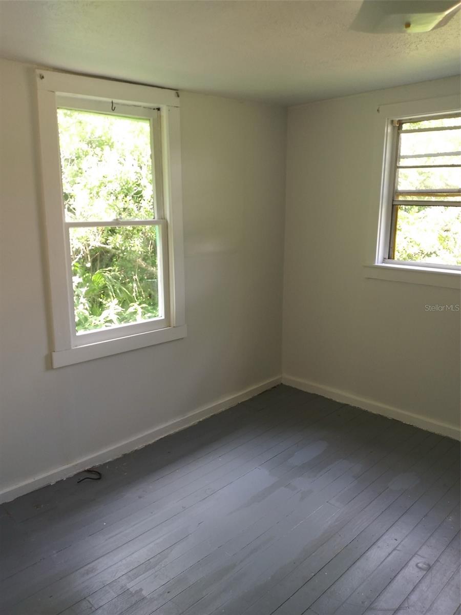 1 Smith Ct Property Photo 18