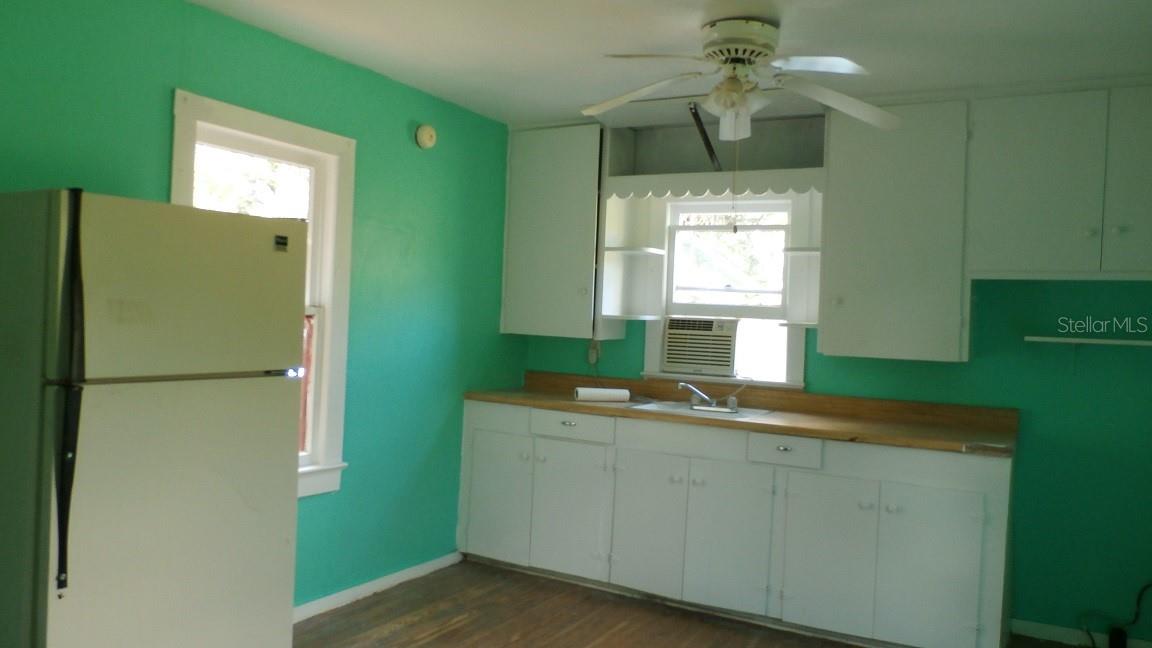 1 Smith Ct Property Photo 22