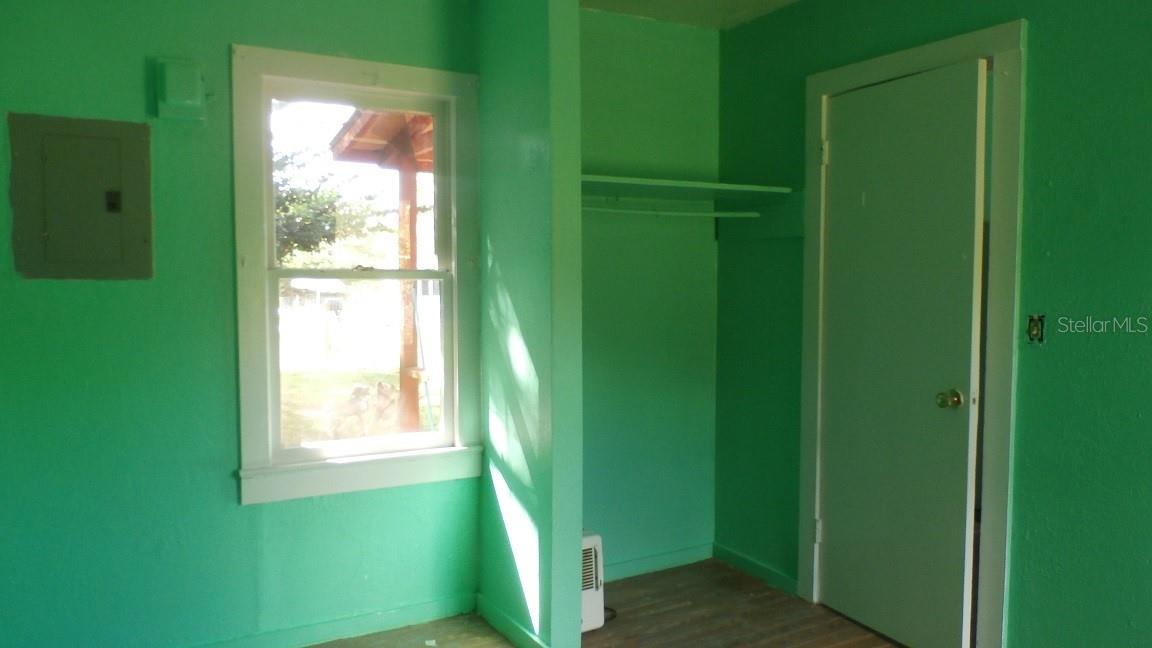 1 Smith Ct Property Photo 23