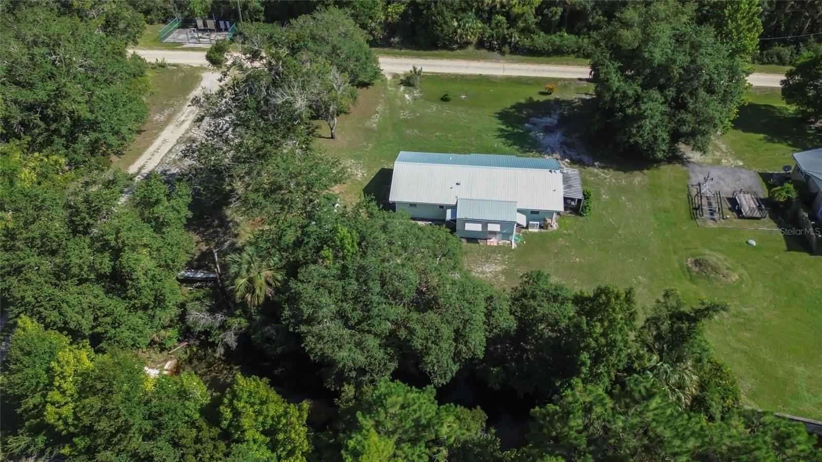 22040 BLUE CREEK LODGE RD