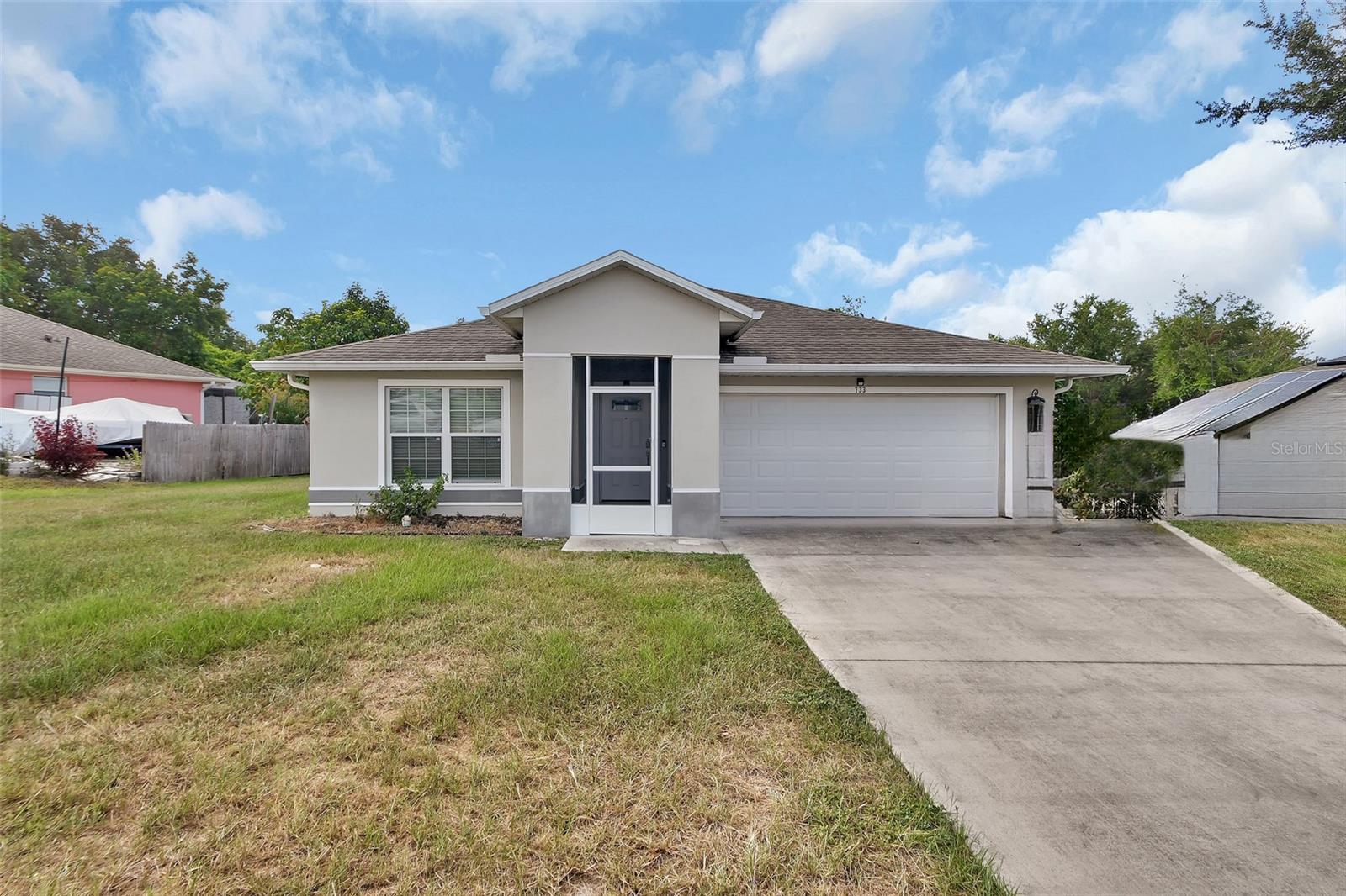 733 Armadillo Dr Property Photo 1