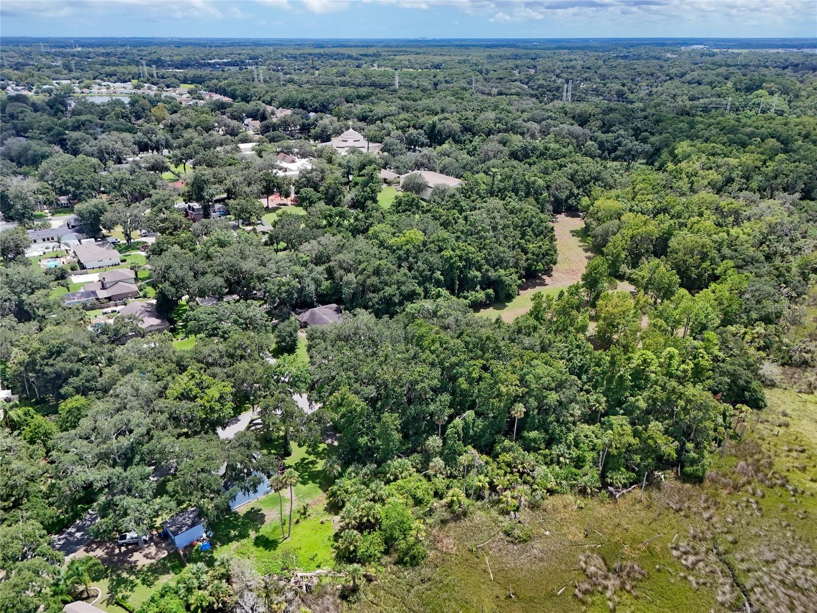 Oak Landings Dr Property Photo 22