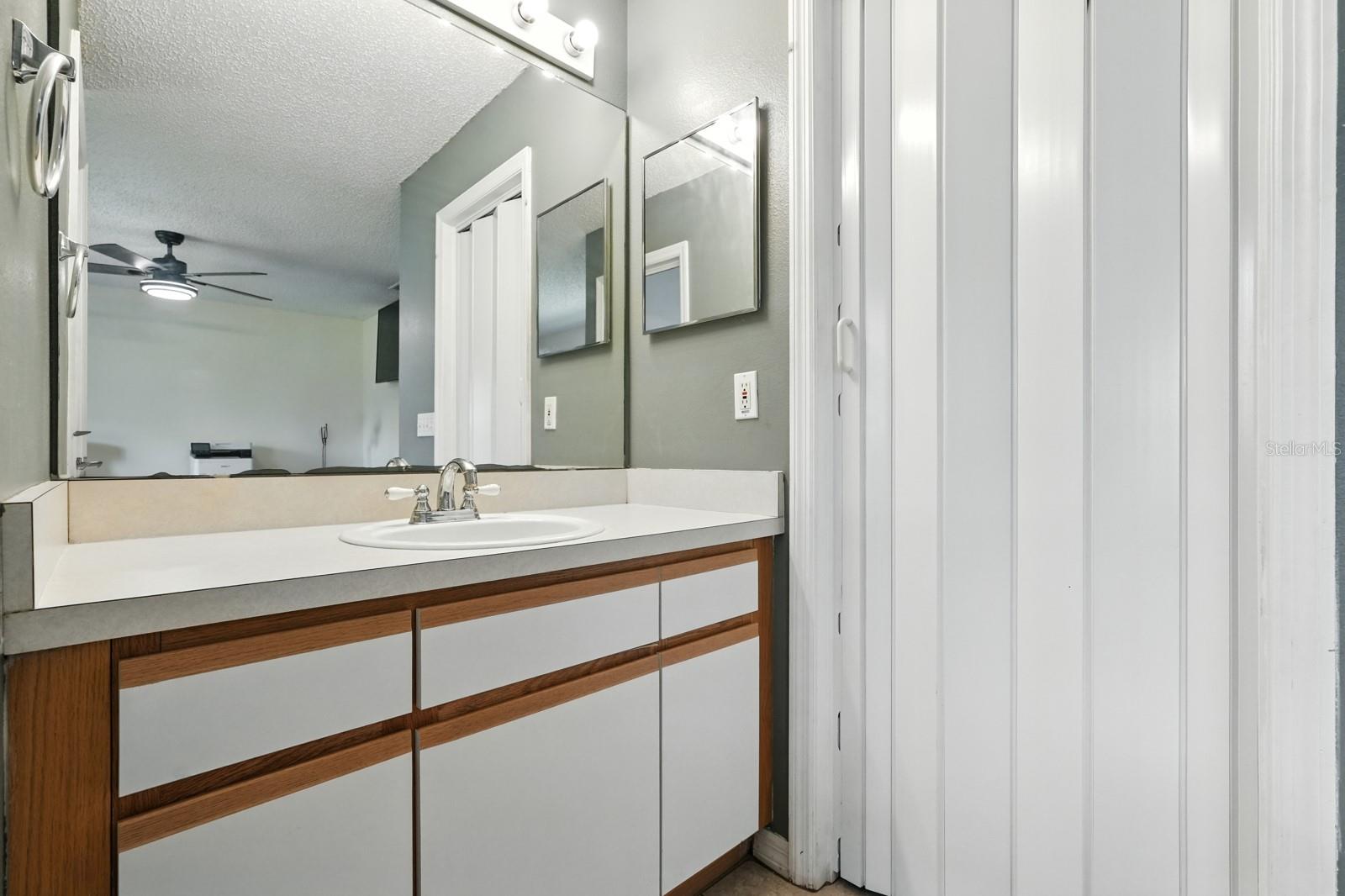 3154 Lynnhaven St Property Photo 21