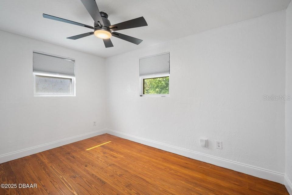 1636 Valencia Ave Property Photo 12
