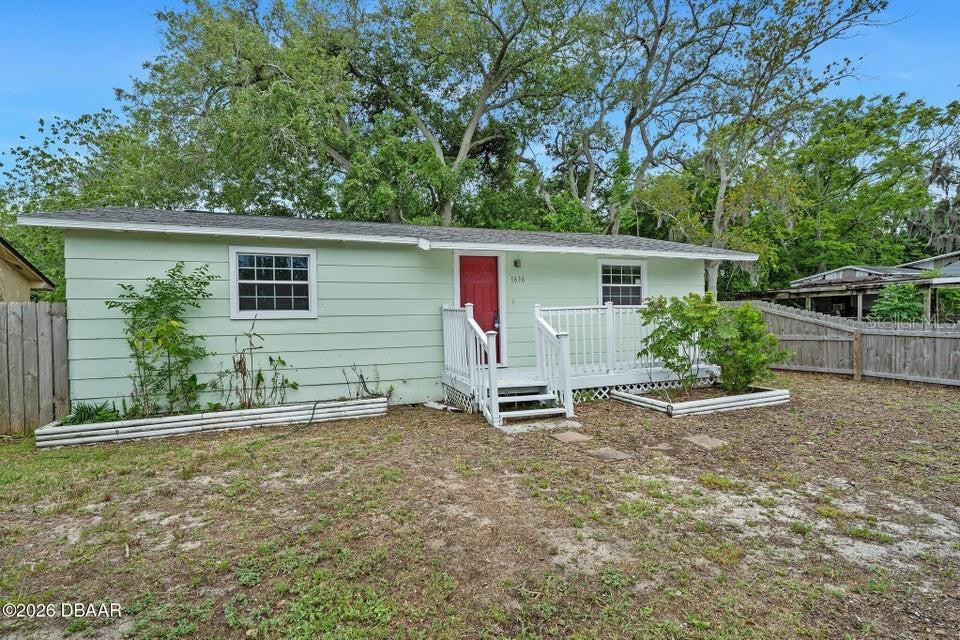 1636 Valencia Ave Property Photo 20