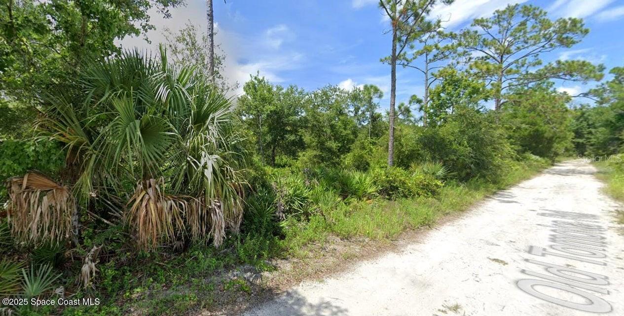 W Sr-40 Property Photo 5