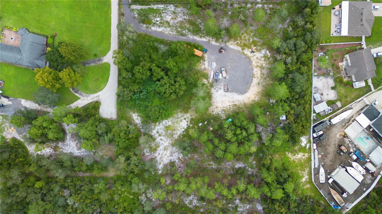 2500 Leonard Dr Property Photo 15