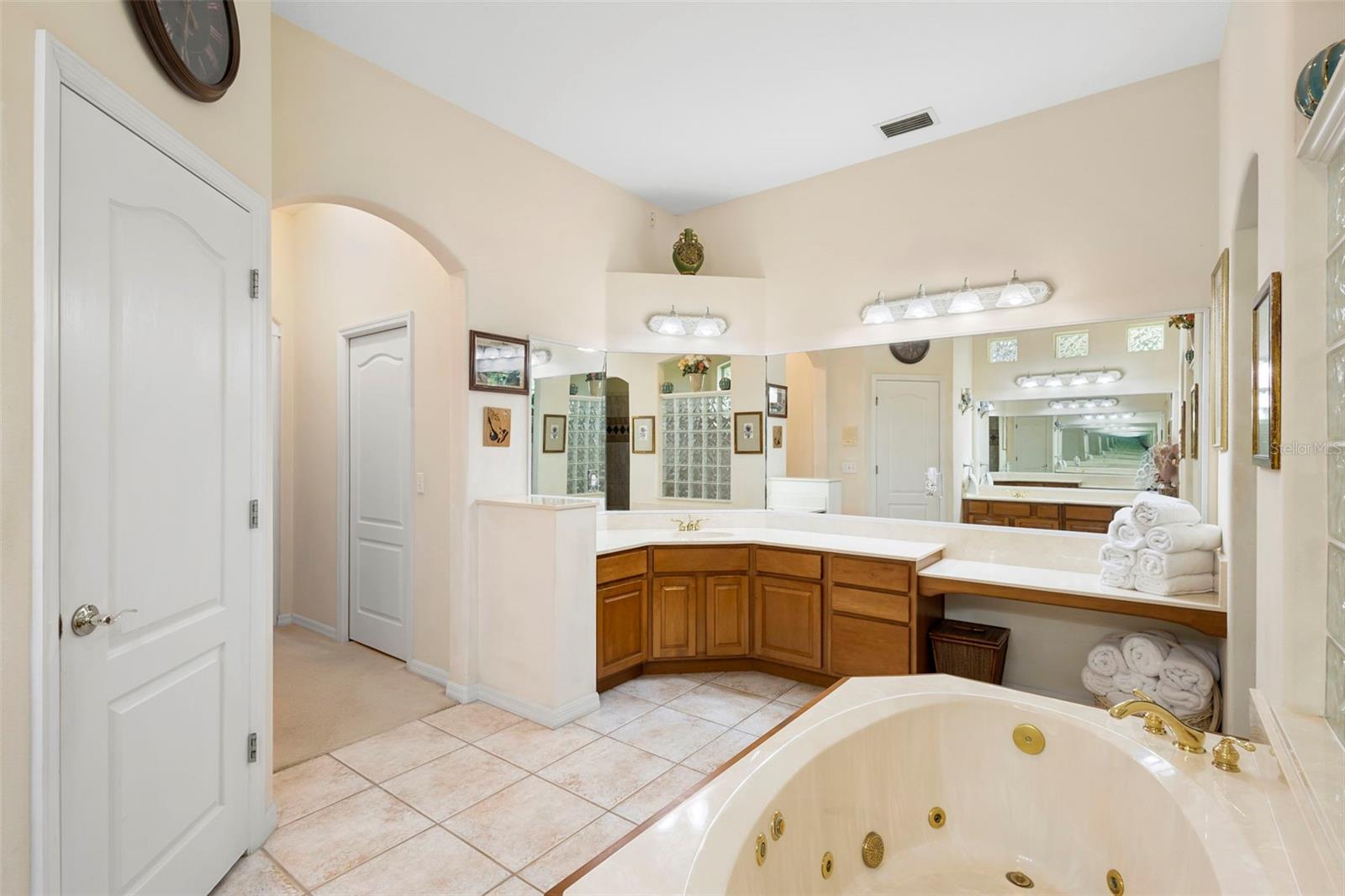1621 Timber Hills Dr Property Photo 21