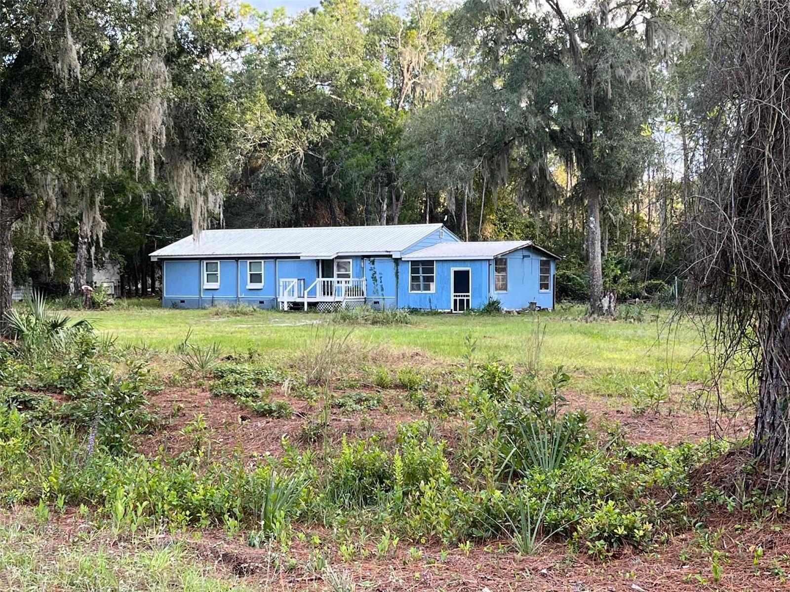 V4945105 Property Photo 2