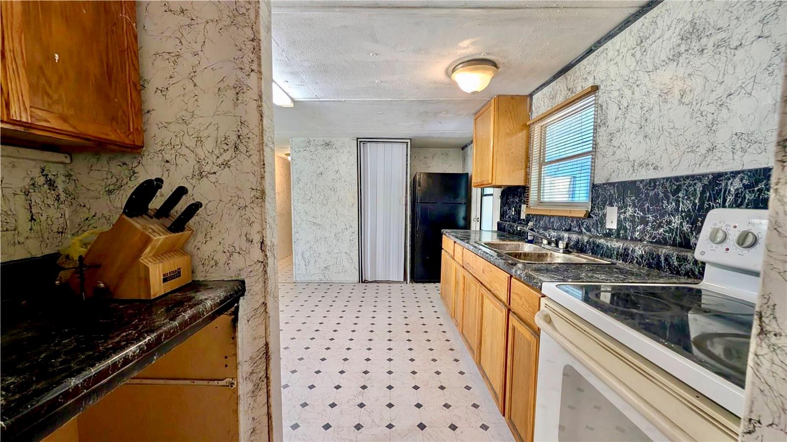 V4945105 Property Photo 5