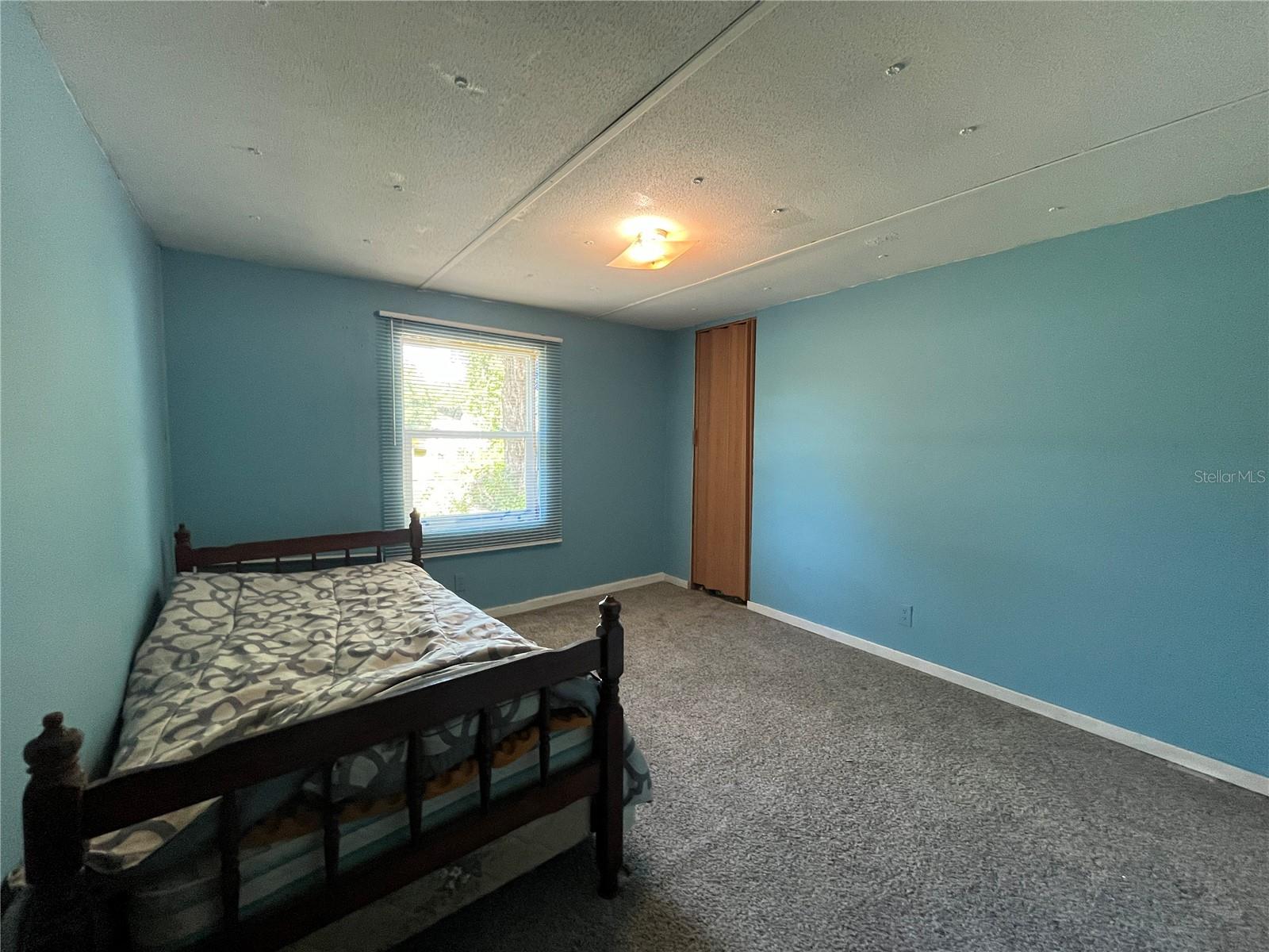 V4945105 Property Photo 13