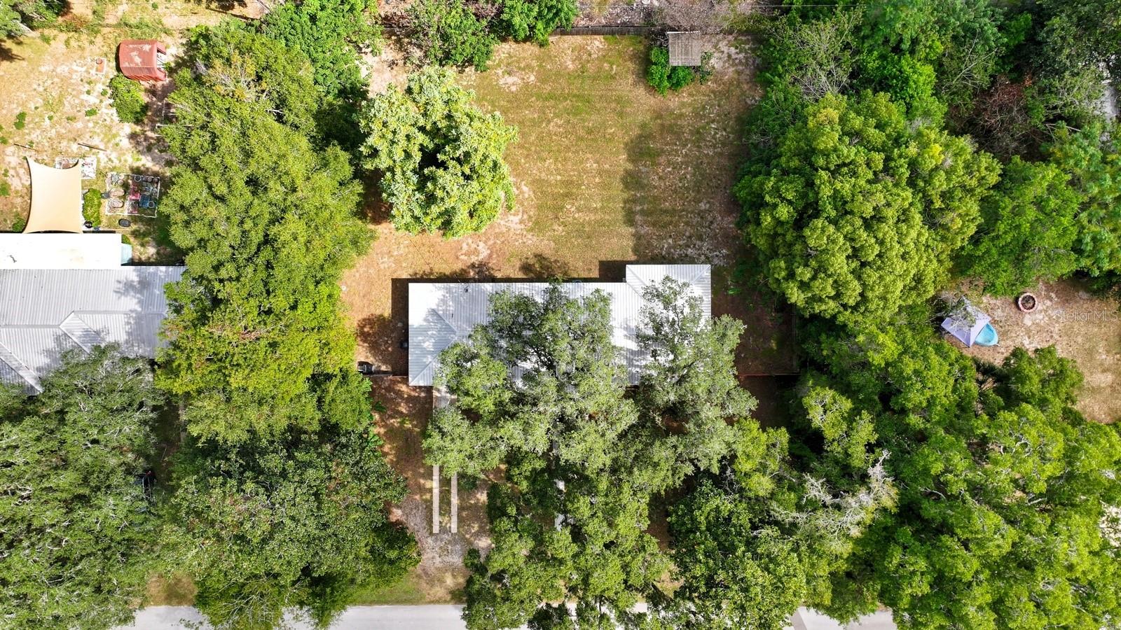 130 Sw Peach St Property Photo 3