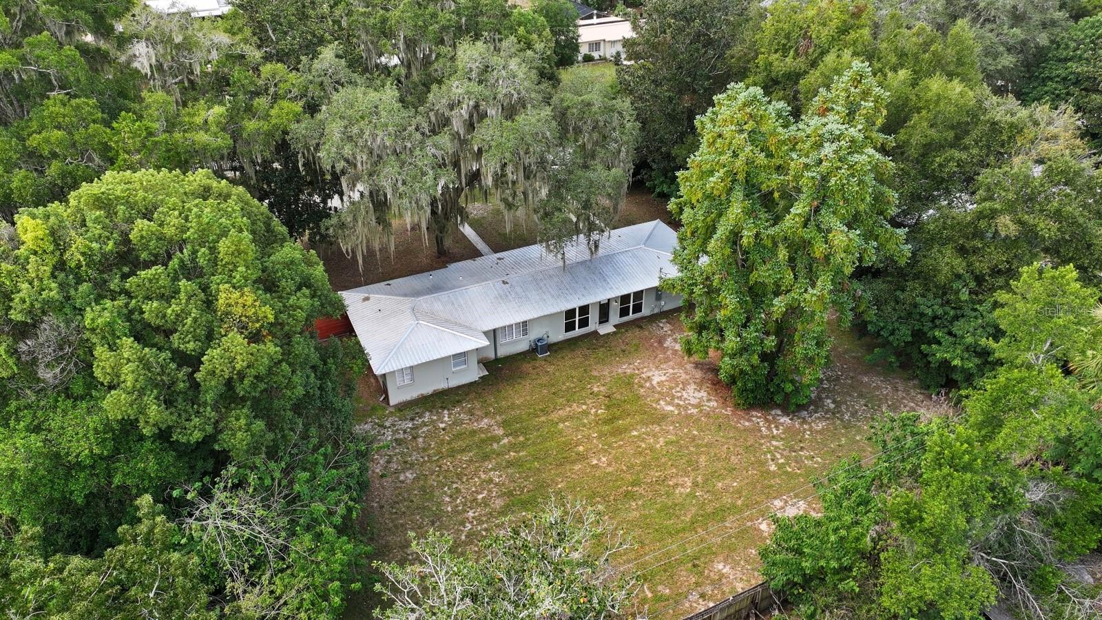 130 Sw Peach St Property Photo 5
