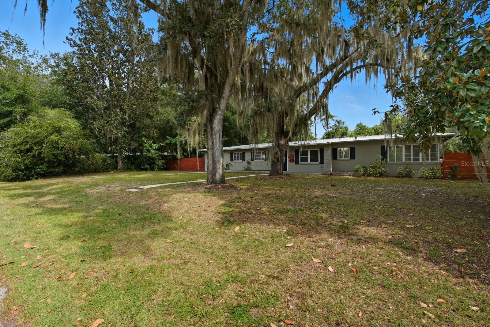 130 Sw Peach St Property Photo 8