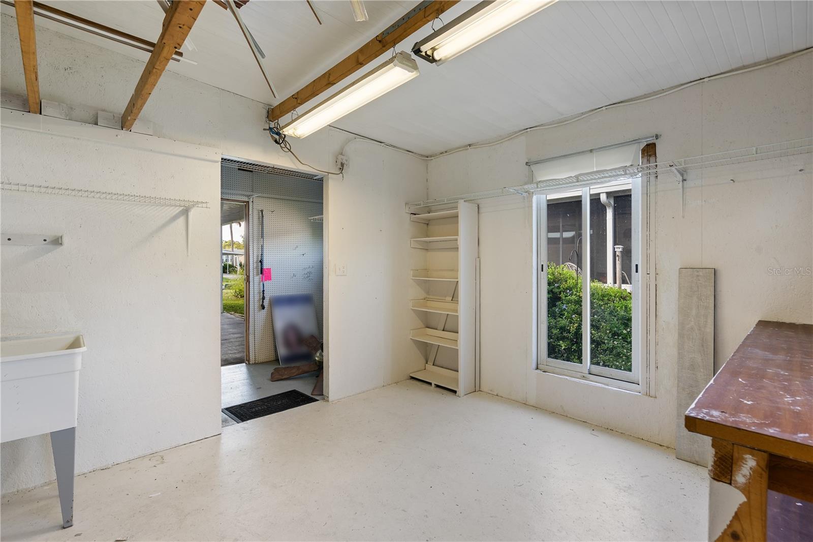 701 Helmsman Ln Property Photo 34