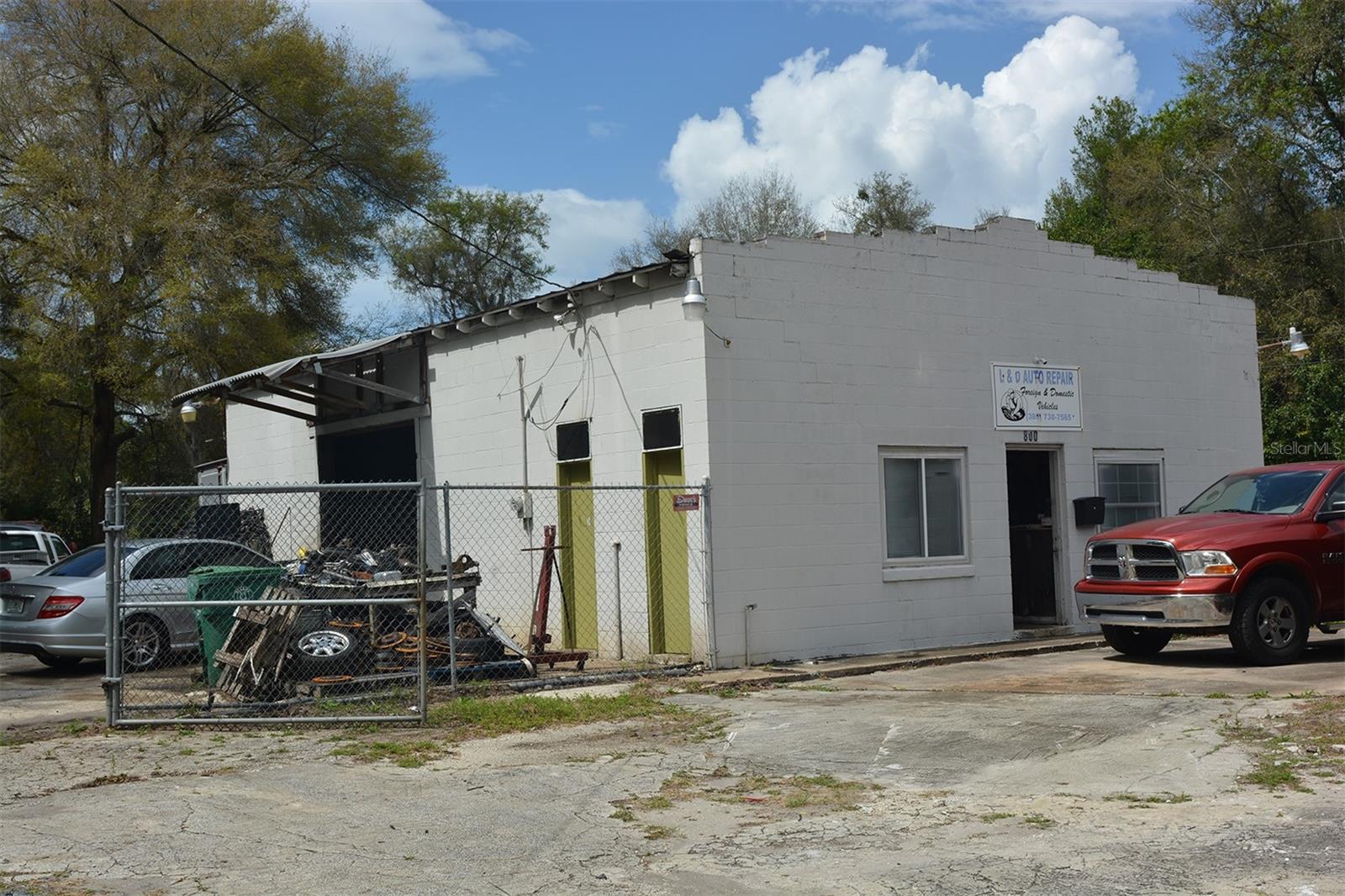 800 S Adelle Ave Property Photo 12
