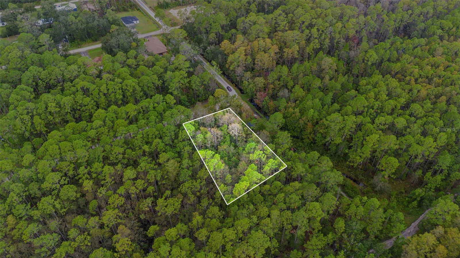 East Pkwy Property Photo 2