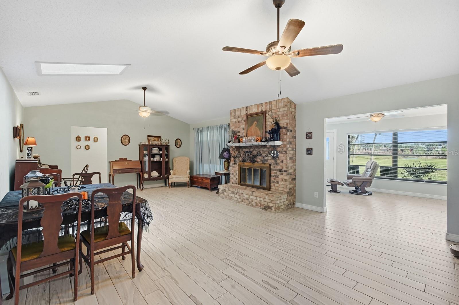 259 Ocean Palm Dr Property Photo 8