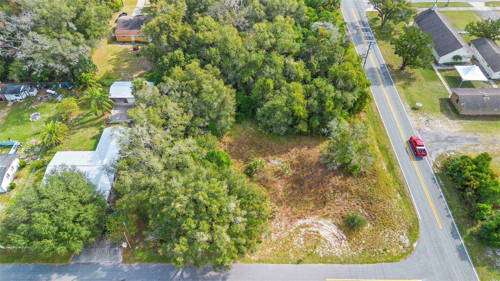 905 W Beresford Ave Property Photo 1