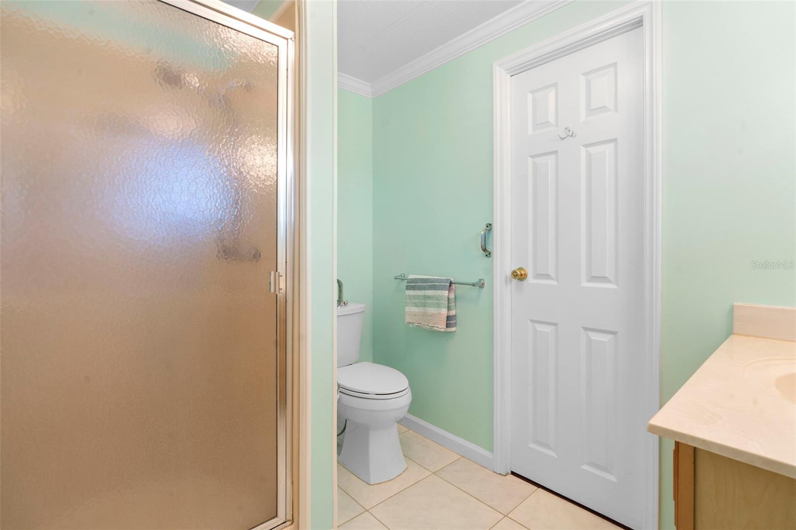 105 Florence Blvd Property Photo 12