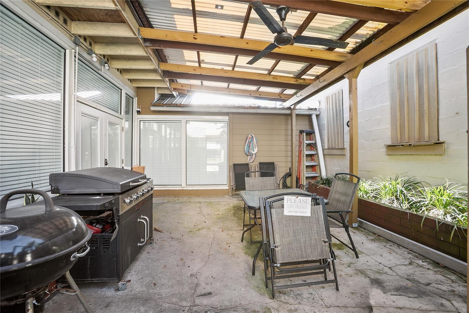 128 E Rich Ave Property Photo 41
