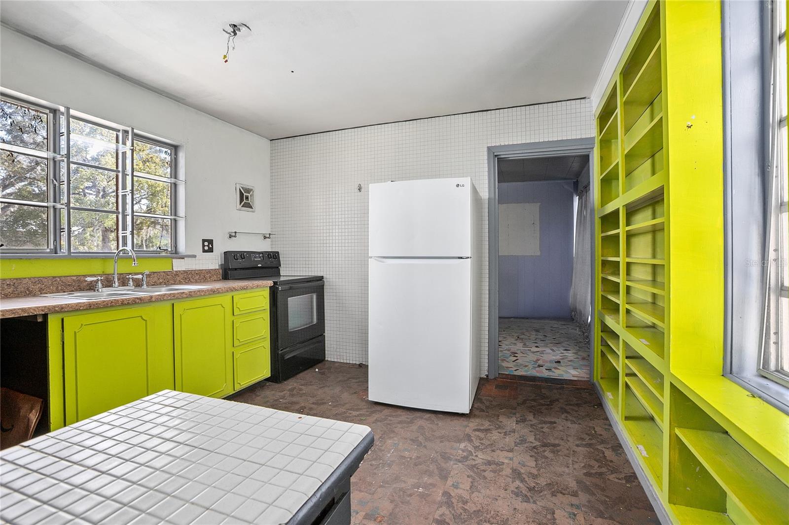 128 E Rich Ave Property Photo 43