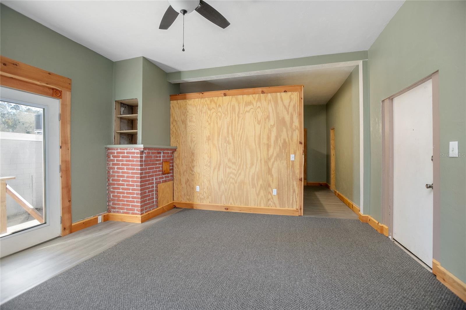 128 E Rich Ave Property Photo 47