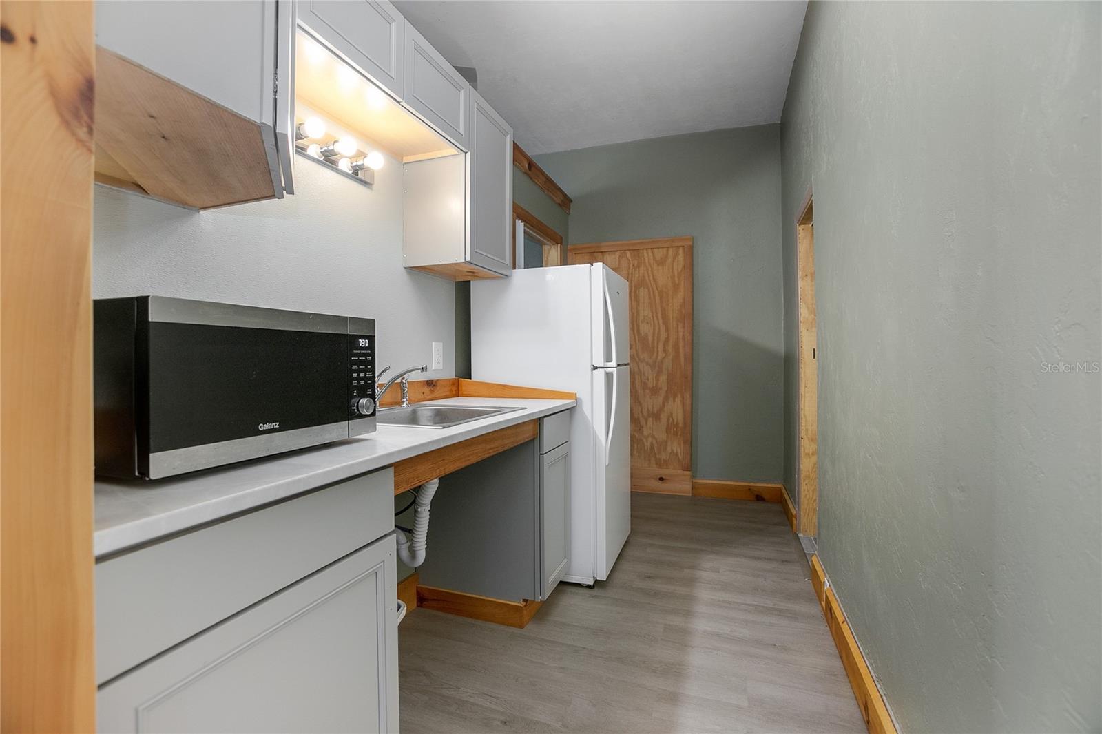 128 E Rich Ave Property Photo 49