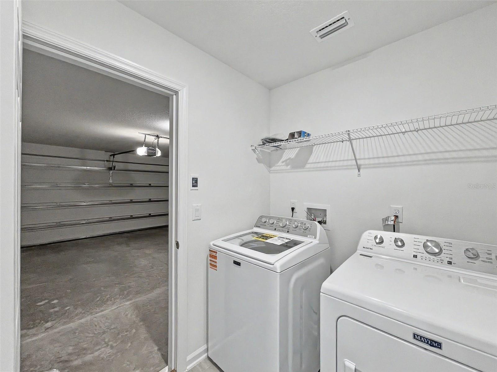 55 Signet Cir Property Photo 12