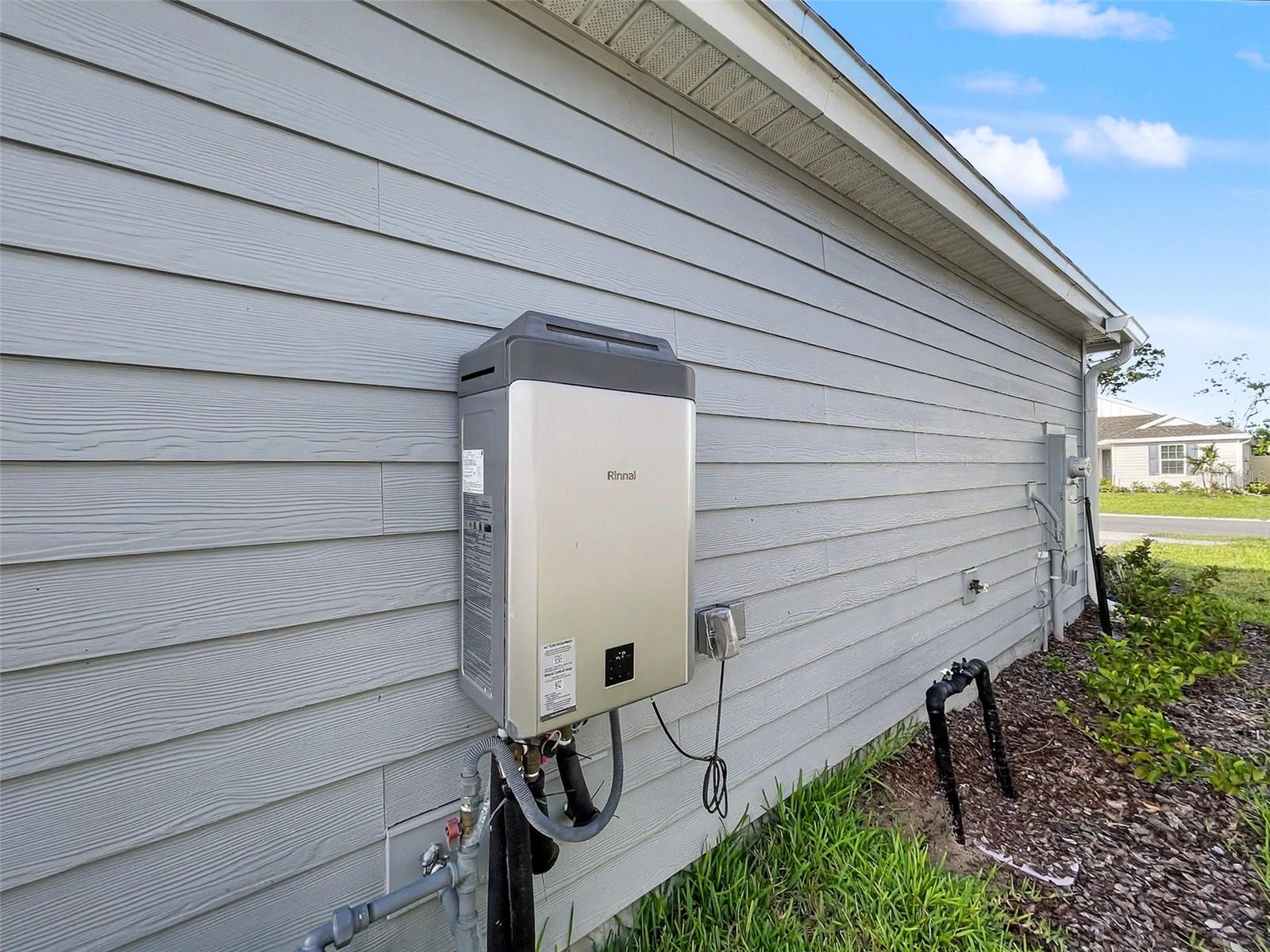 55 Signet Cir Property Photo 14