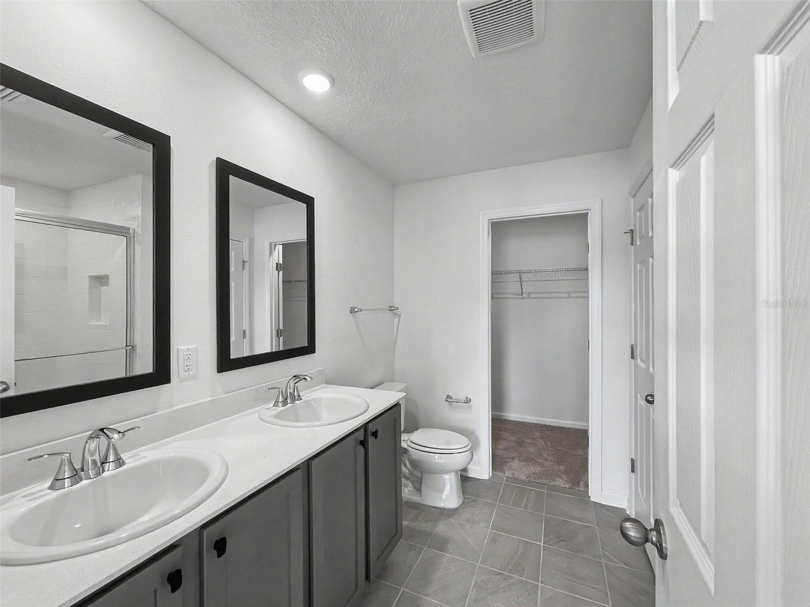 55 Signet Cir Property Photo 15