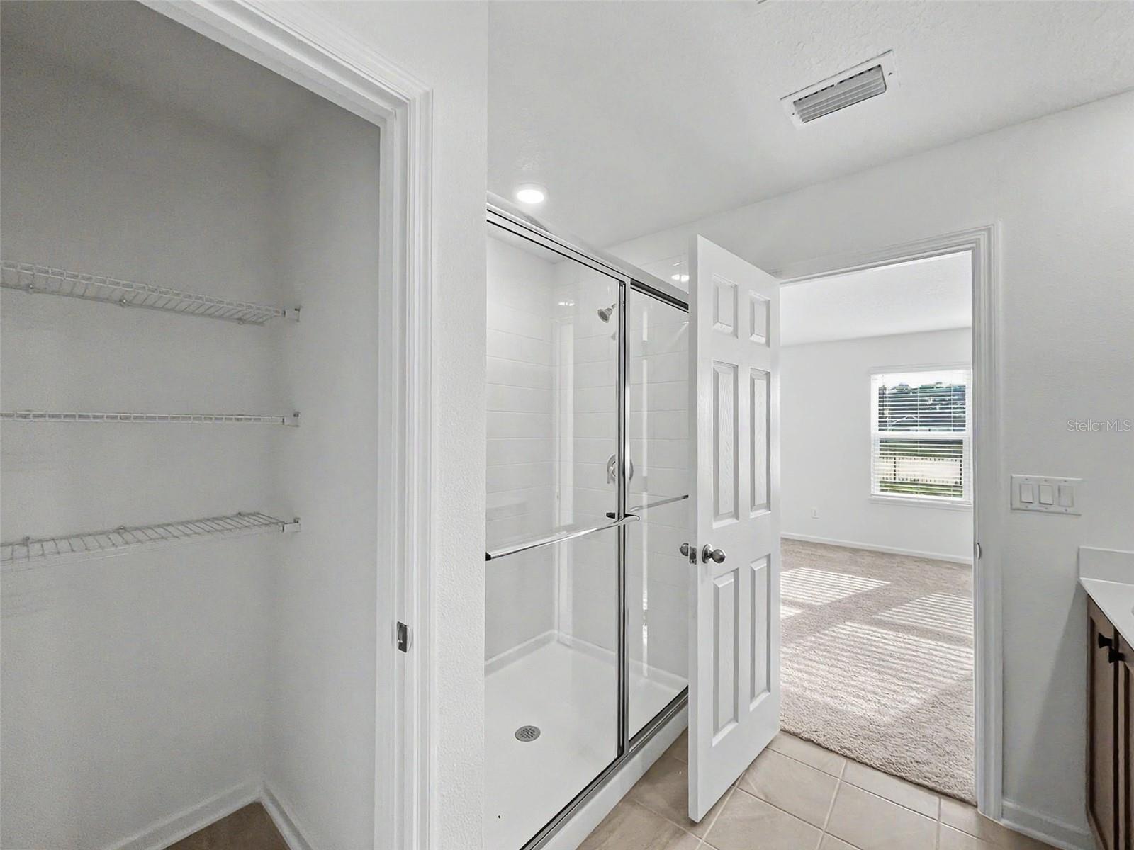55 Signet Cir Property Photo 16